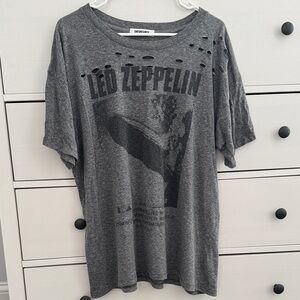 Daydreamer Led Zeppelin Distressed Gray T-Shirt